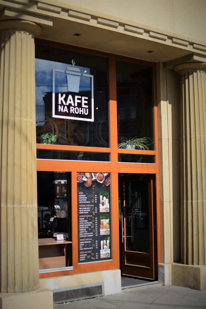 KAFE NA ROHU — fotka 2